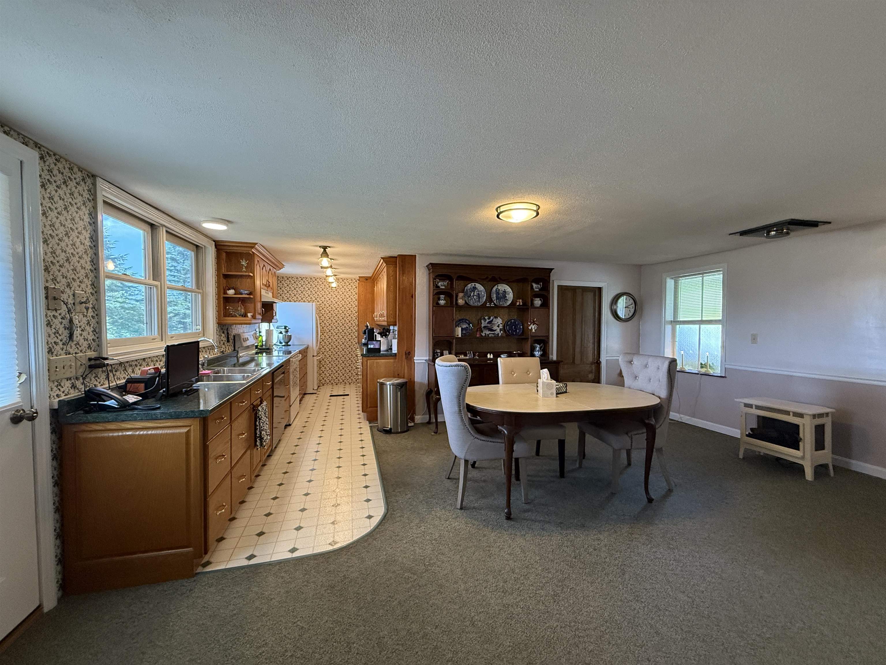 398 N Road Milton, VT 05468 - Photo 9 of 58