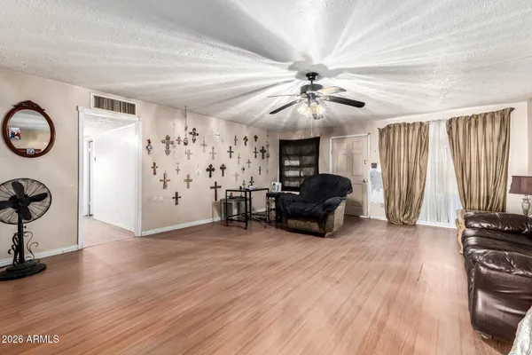 $390,000 | 3802 West Alta Vista Road, Phoenix, AZ 85041