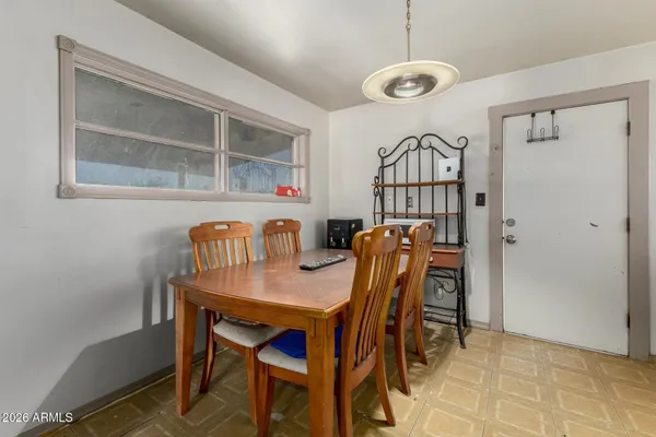 $390,000 | 3802 West Alta Vista Road, Phoenix, AZ 85041