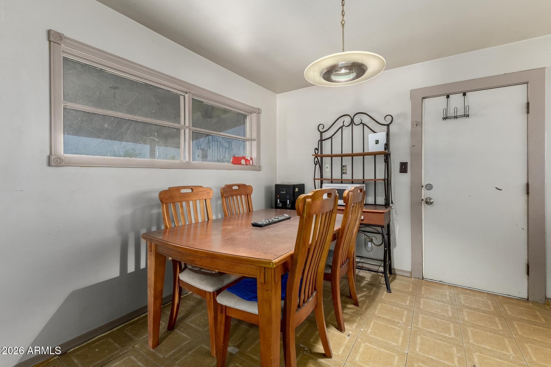 3802 West Alta Vista Road Phoenix, AZ 85041 - Photo 8 of 22 09 a - Alta Vista