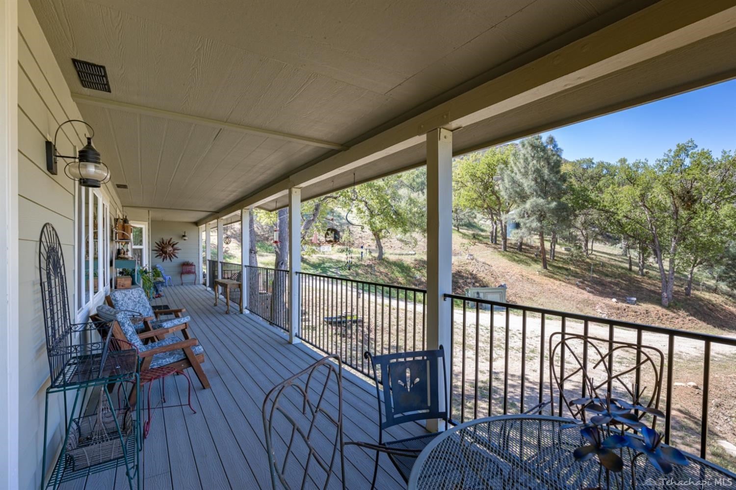 20217 Knob Hill Road Tehachapi, CA 93561 - Photo 14 of 81 Gallery Image 14