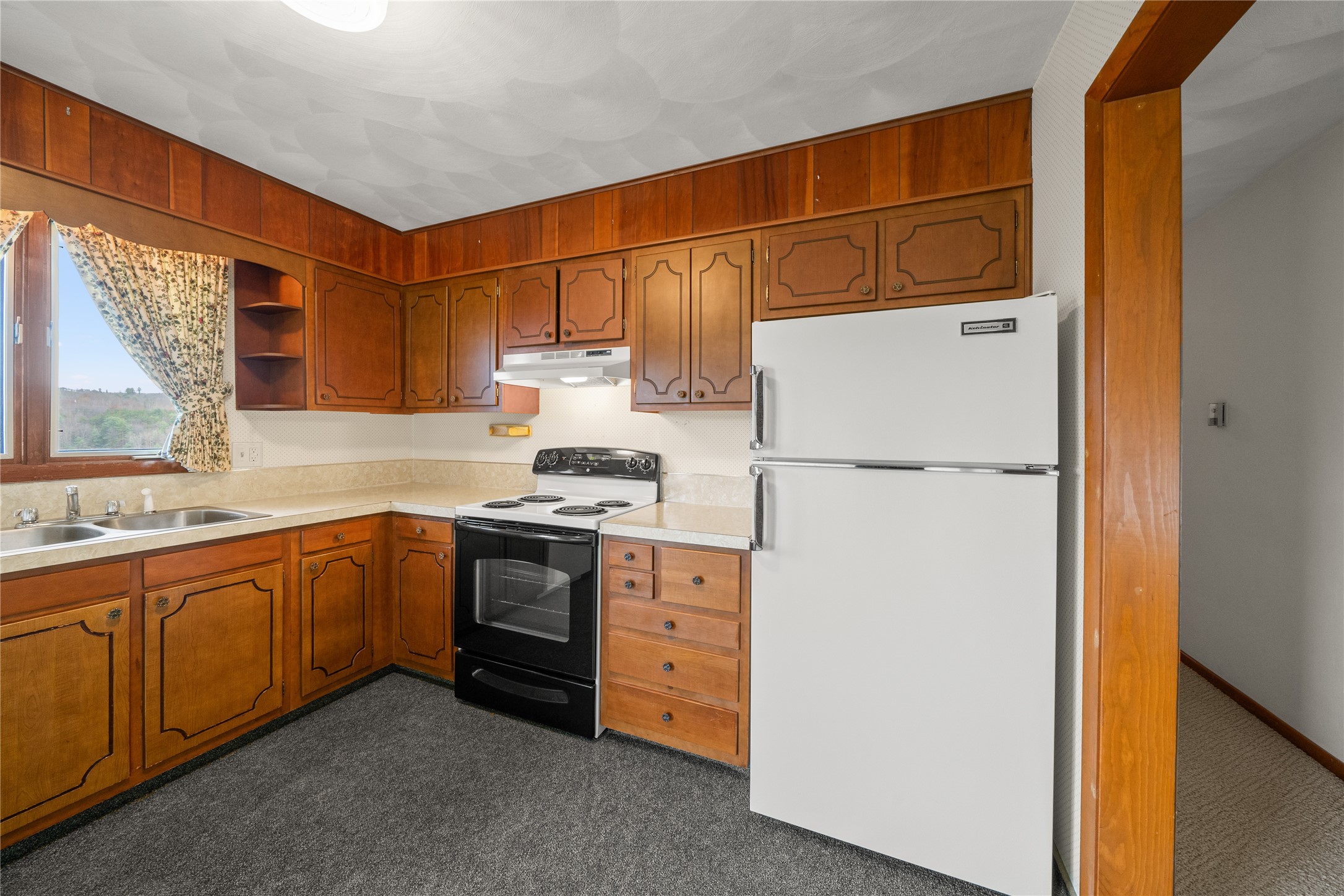 1204 Farm To Market Road Endicott, NY 13760 - Photo 3 of 39