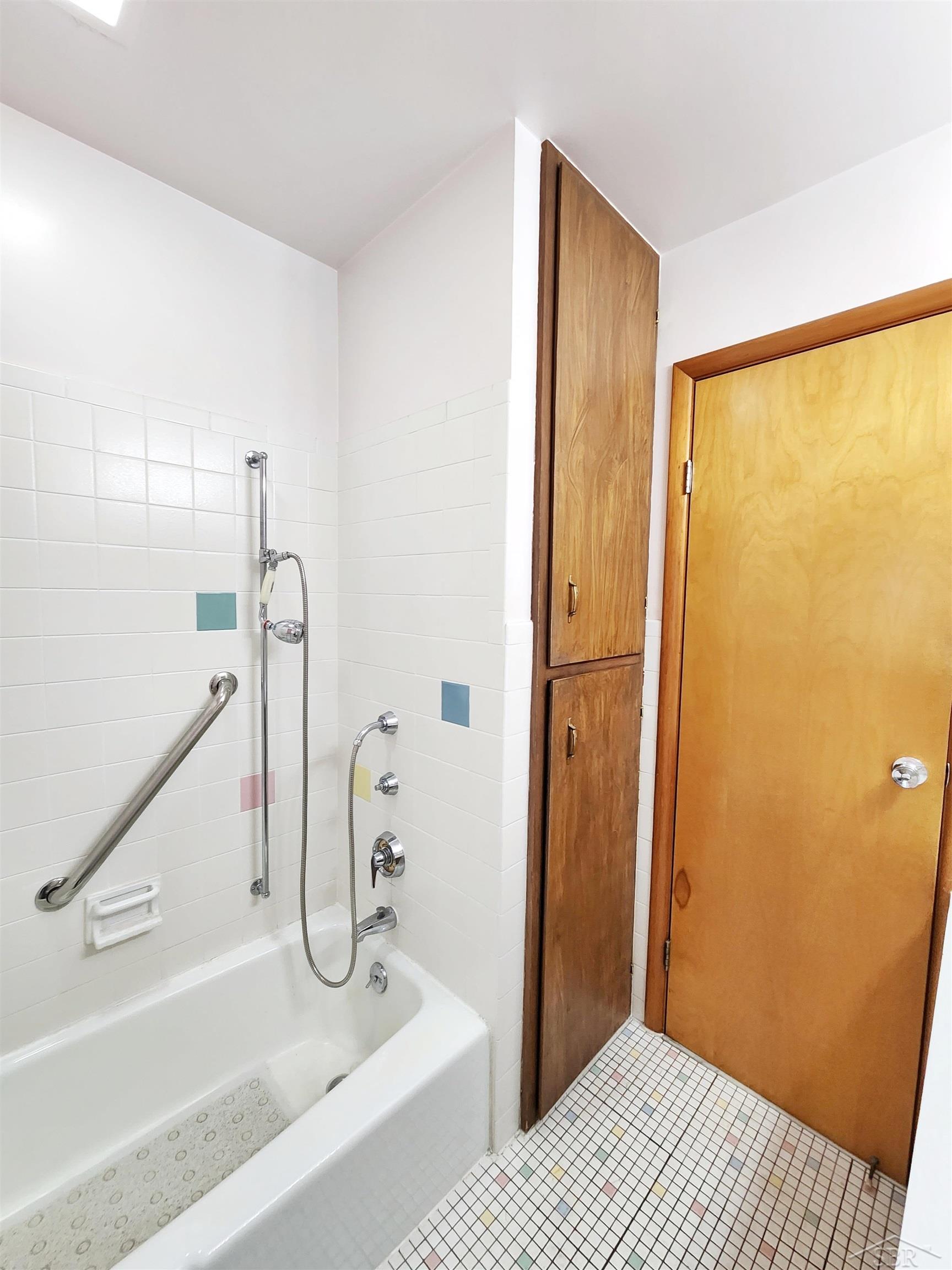 3651 North Graham Road Freeland, MI 48623 - Photo 34 of 60 50123810-33.JPG