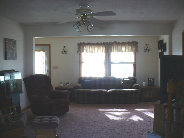 201 South 9th Street Rochelle, IL 61068 - Photo 3 of 20