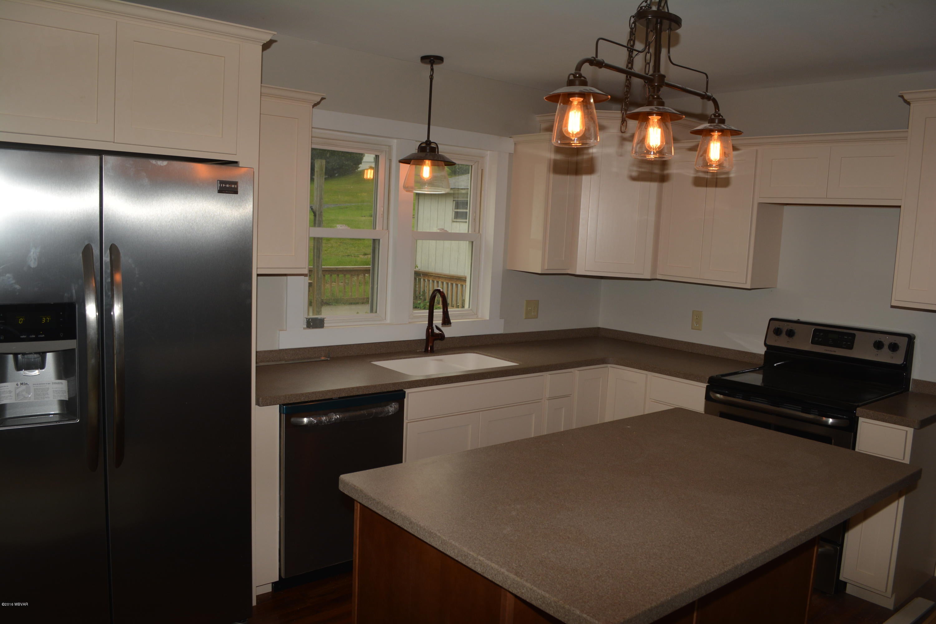 607 Logan Run Road Danville, PA 17821 - Photo 5 of 18 DSC_0568