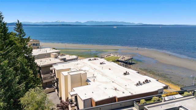 a picture of city view