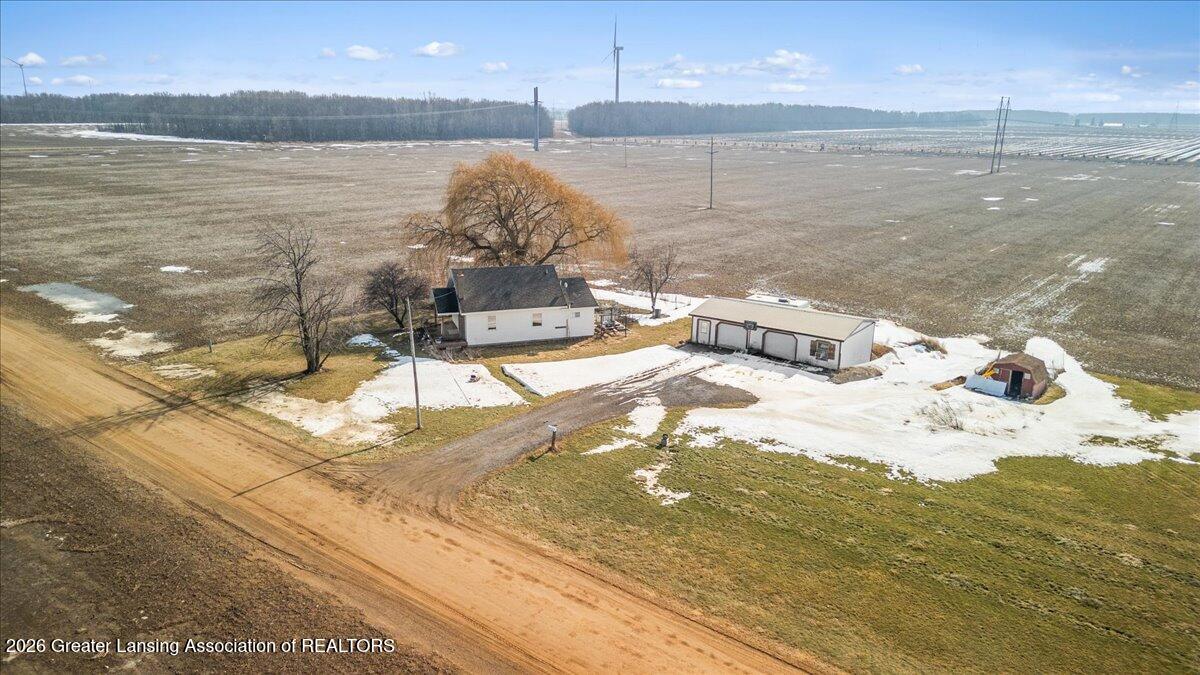 4210 East Hayes Road Ashley, MI 48806 - Photo 33 of 42 33-Media Jett - 01