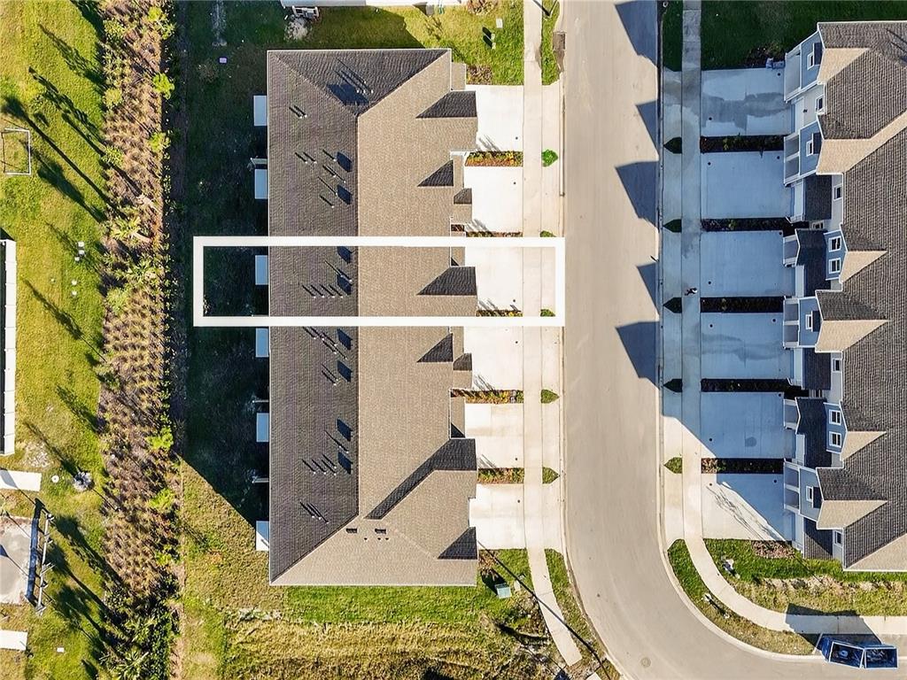 2735 Skyline Loop Kissimmee, FL 34758 - Photo 26 of 33 a view of balcony