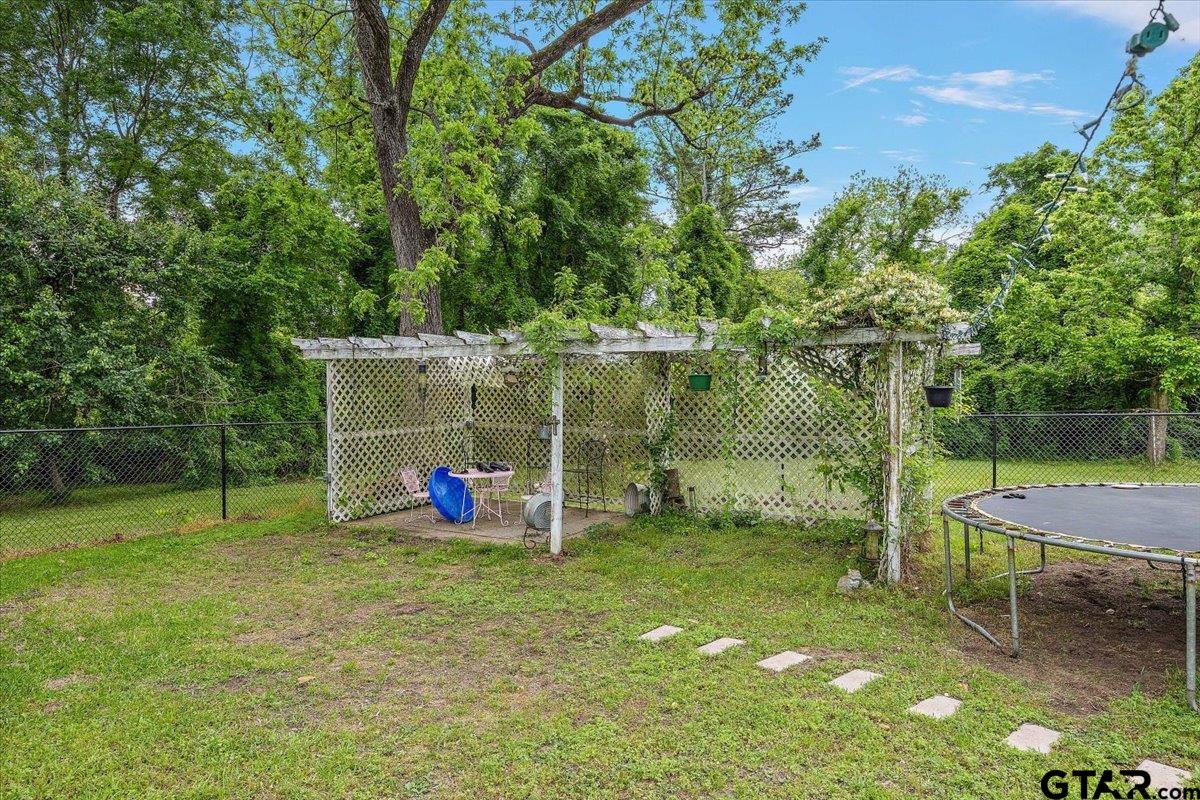 429 Main Street Rusk, TX 75785 - Photo 6 of 26 a view of outdoor space