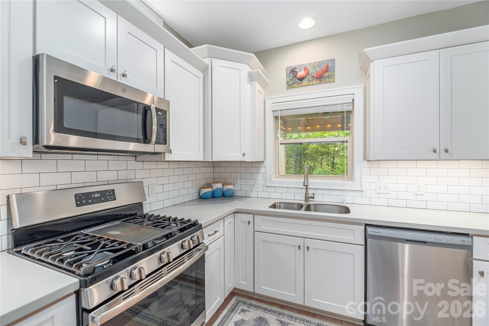 38 South River Road Fletcher, NC 28732 - Photo 10 of 35