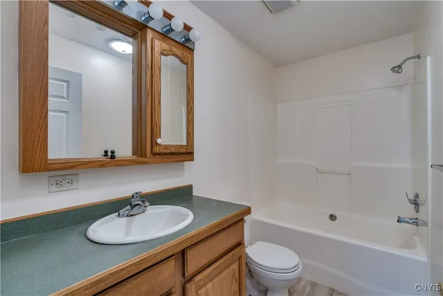 $189,900 | 36194 Highway 180, Orleans, NY 13656