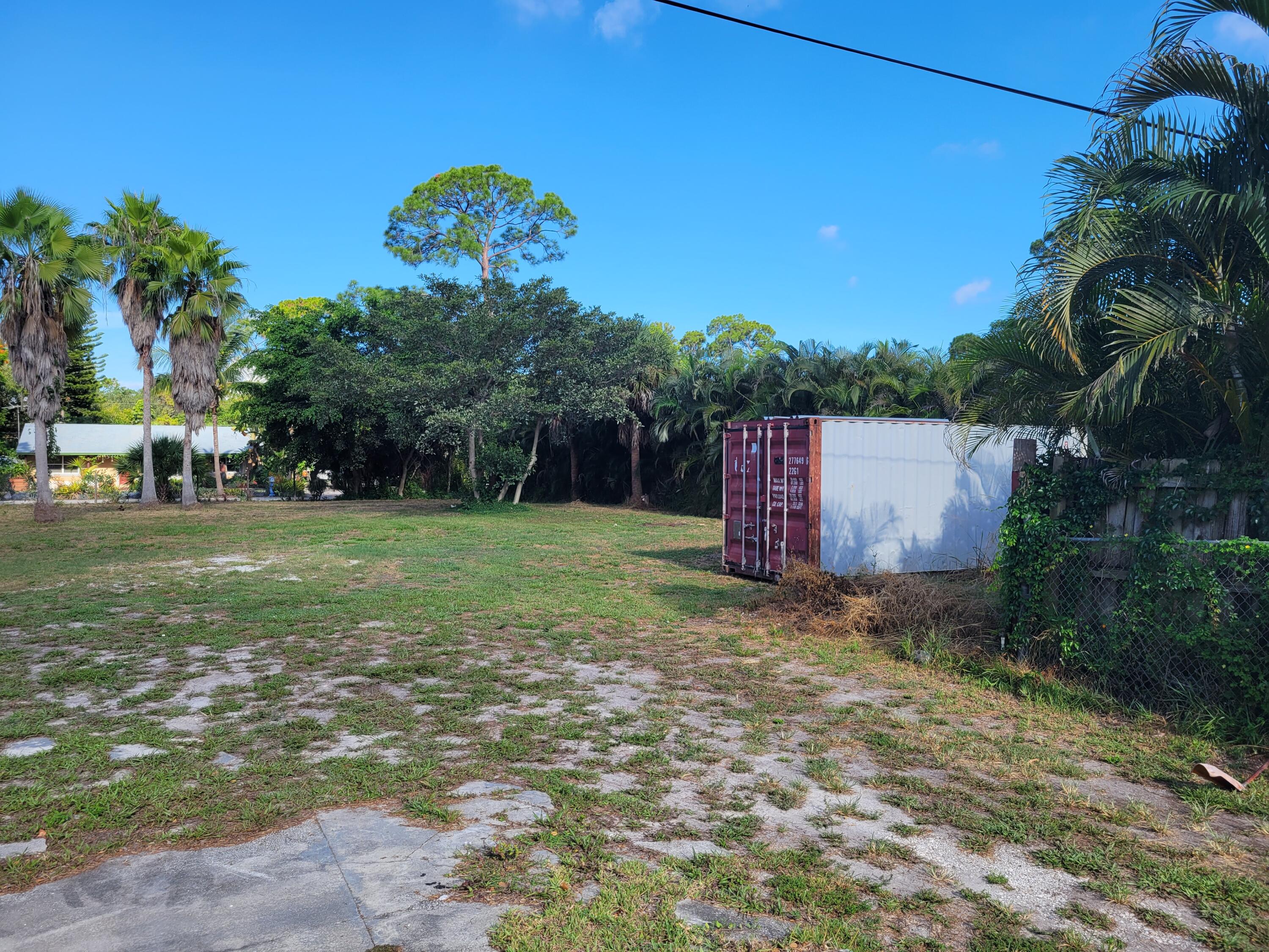 345 Tall Pines Road West Palm Beach, FL 33415 - Photo 7 of 22 20220827_091953