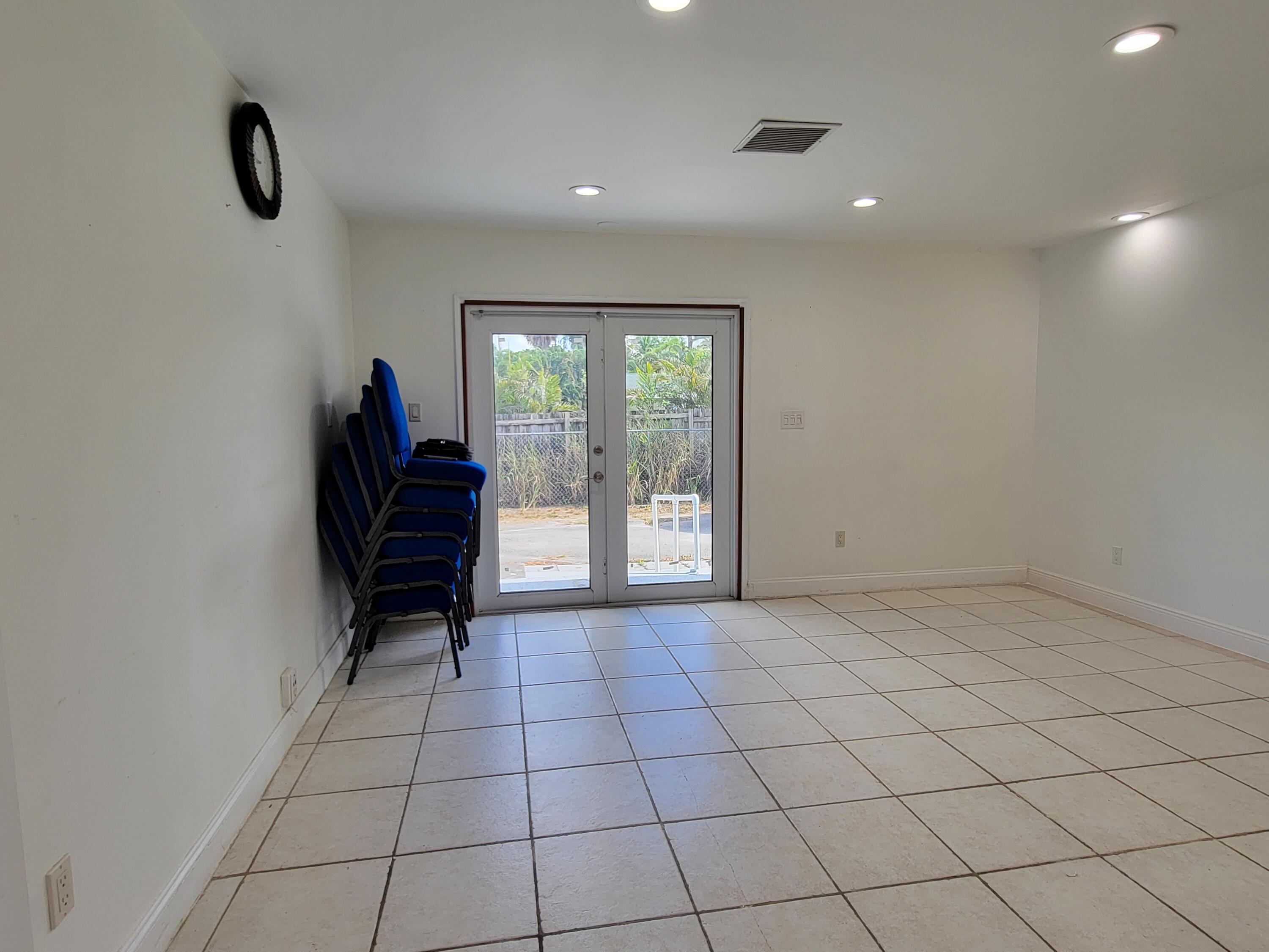 345 Tall Pines Road West Palm Beach, FL 33415 - Photo 9 of 22 20220827_094755