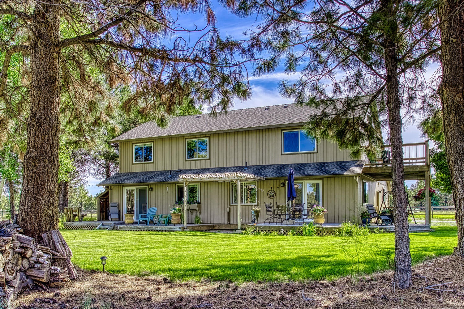 21585 Dale Road Bend, OR 97701 - Photo 28 of 28 House Exterior