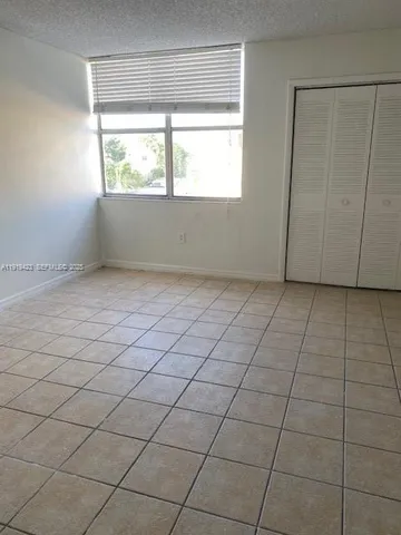 $3,000 | 3895 West 11 Avenue, Unit 7, Hialeah, FL 33012