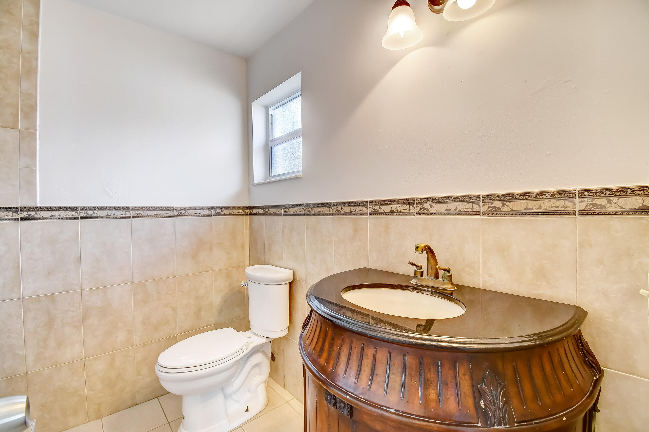 5153 Garfield Road Delray Beach, FL 33484 - Photo 20 of 39 Master Bath