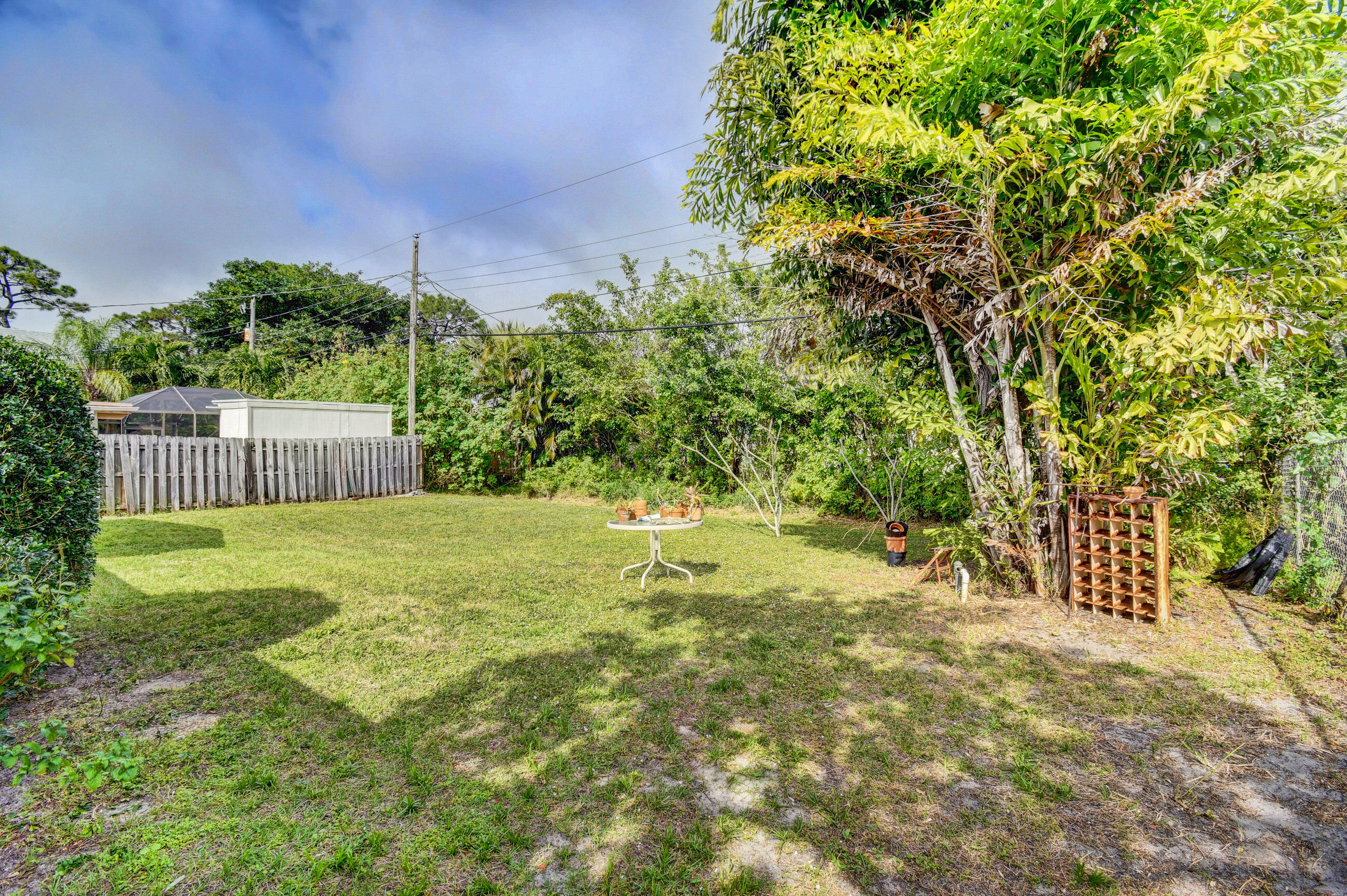 5153 Garfield Road Delray Beach, FL 33484 - Photo 33 of 39 Back Yard