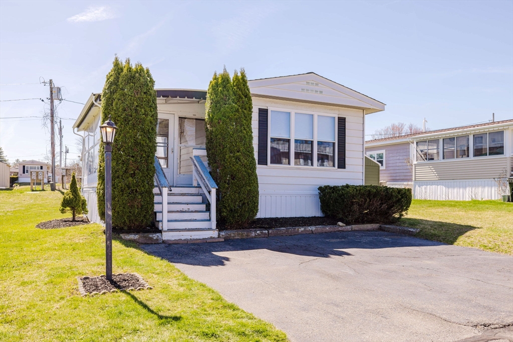 103 Peter Street Raynham, MA 02767 - Photo 2 of 37