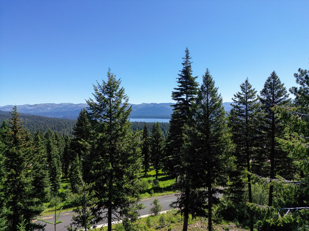 661 Migratory Rdg Way, Unit 72 McCall, ID 83638 - Photo 2 of 6