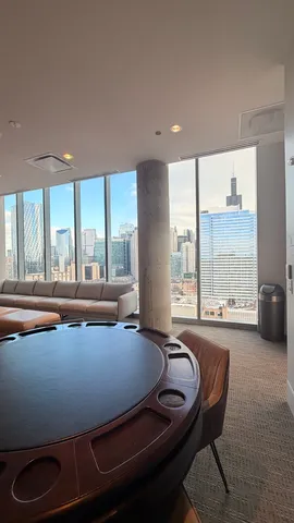 $2,663 | 205 South Peoria Street, Unit 1515, Chicago, IL 60607