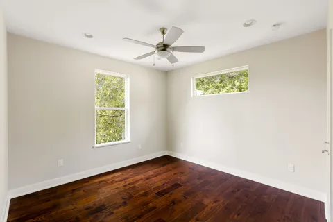 $749,000 | 4907 Mendoza Drive, Austin, TX 78721