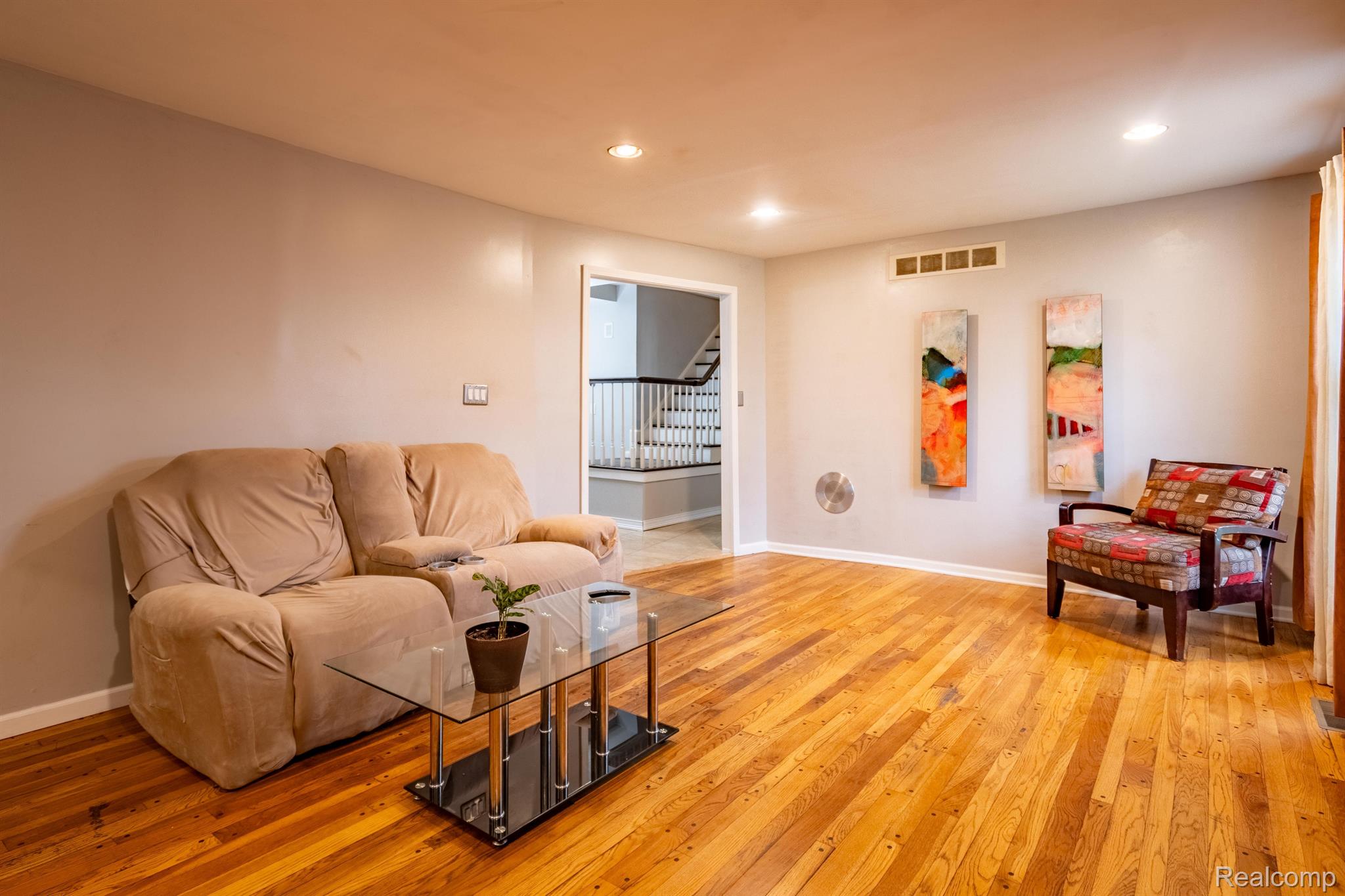 20960 Harvard Road Southfield, MI 48076 - Photo 11 of 40