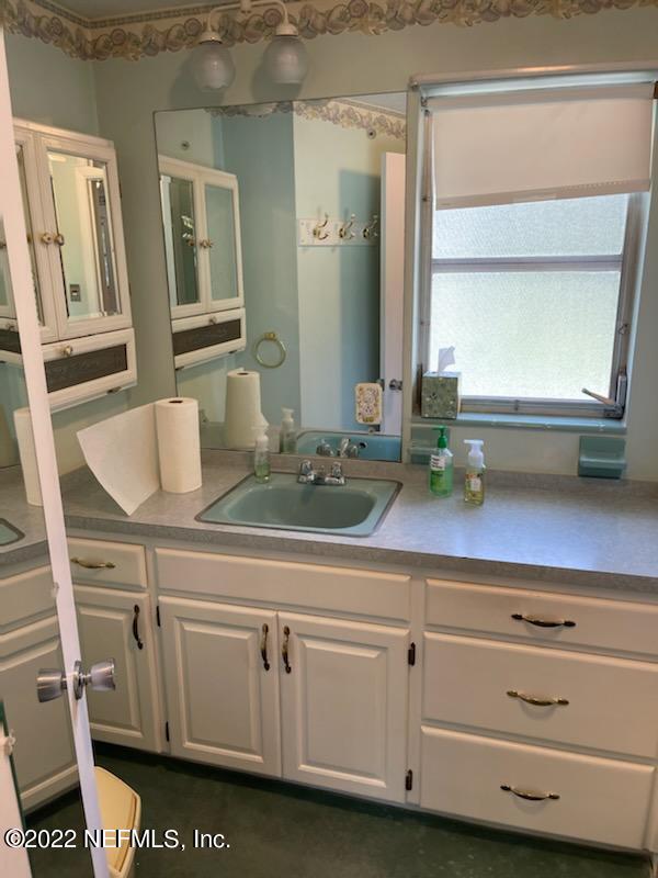 2940 Dickinson Road Jacksonville, FL 32216 - Photo 11 of 35 img_2578
