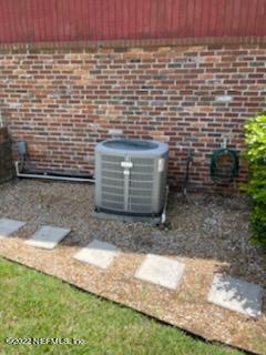 2940 Dickinson Road Jacksonville, FL 32216 - Photo 19 of 35 img_2594