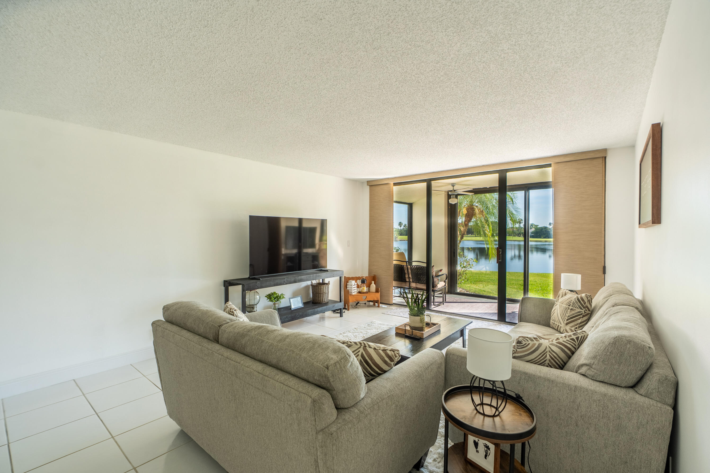 16401 Golf Club Road, Unit 113 Weston, FL 33326 - Photo 46 of 65 DSC01978