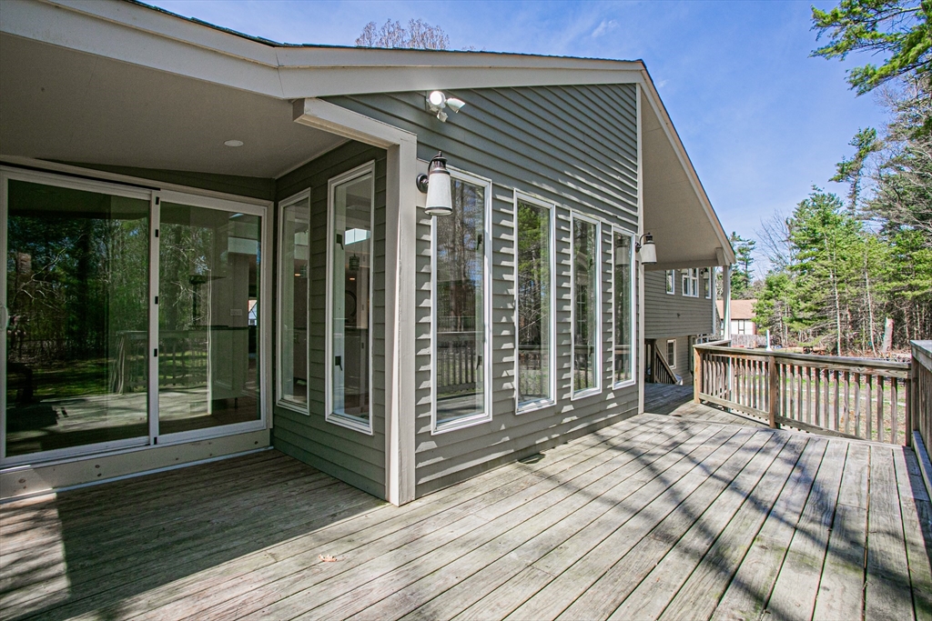 9 Debra Road Pembroke, MA 02359 - Photo 35 of 40 Gallery Image 35