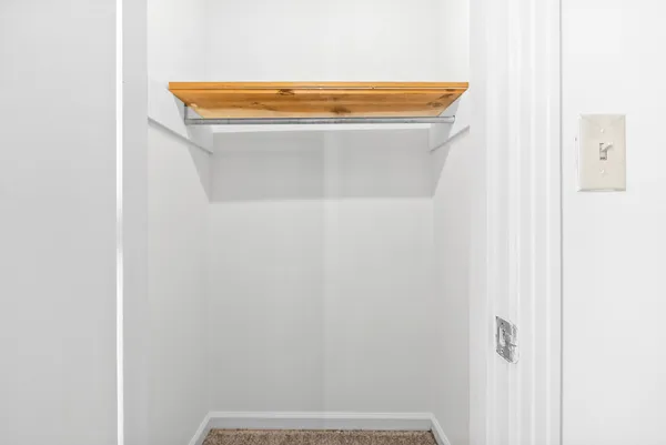 a view of utility room