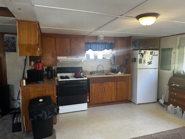 $129,000 | 113 Fenwick Road, Belmont, ME 04952