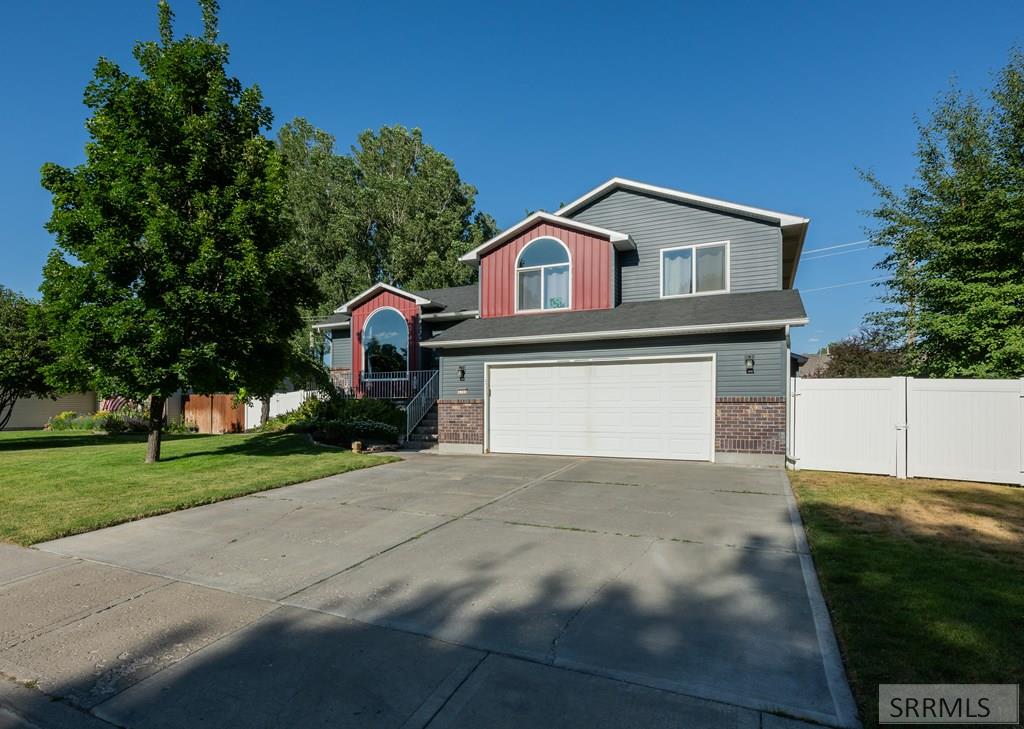 2755 Ridgecrest Drive Idaho Falls, ID 83404 - Photo 7 of 48