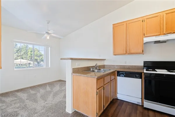 $1,400 | 3318 North Decatur Boulevard, Unit 2153, Las Vegas, NV 89130