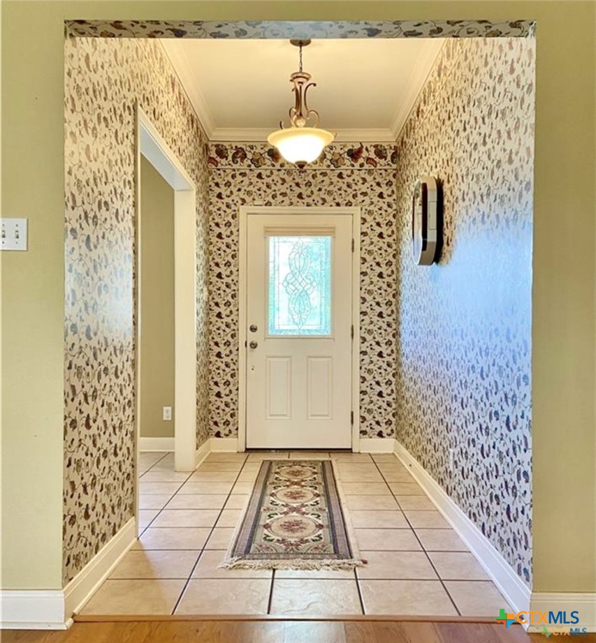 415 South Trinity Street Edna, TX 77957 - Photo 5 of 46