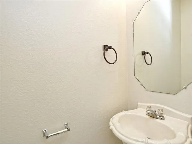 $1,950 | 1117 Rawhide Trail, Cedar Park, TX 78613