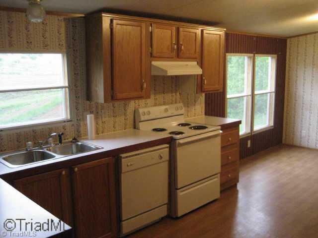 2047 Doss Road, Unit 1806 Danbury, NC 27016 - Photo 2 of 6 Other.