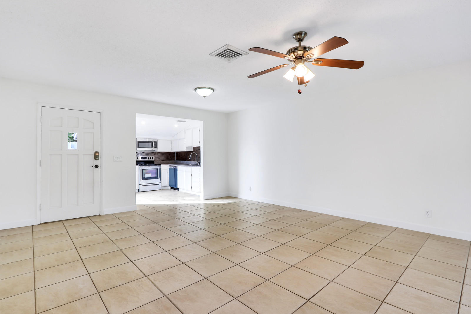 1307 Chippewa Street Jupiter, FL 33458 - Photo 7 of 23 05_Image_5_of_20_mls