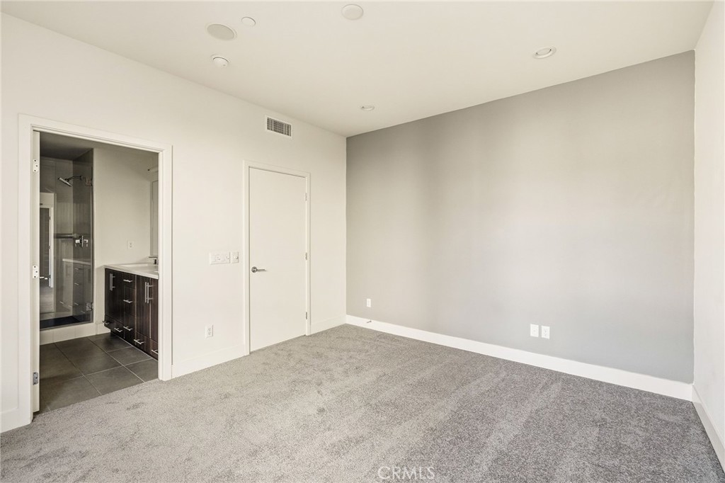 2201 Tom Mix Road Silver Lake, CA 90026 - Photo 14 of 25 a view of an empty room