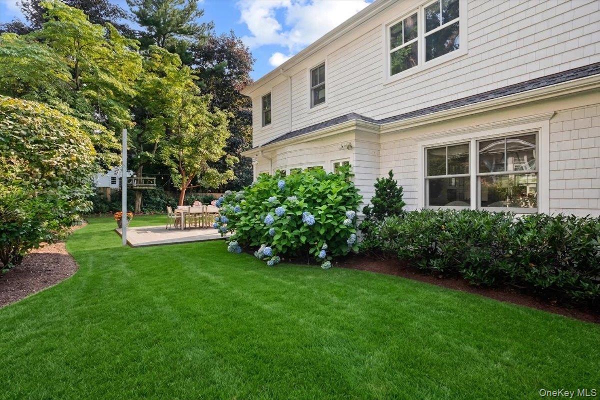 23 Fairlawn Street Rye, NY 10580 - Photo 28 of 38 Gallery Image 28