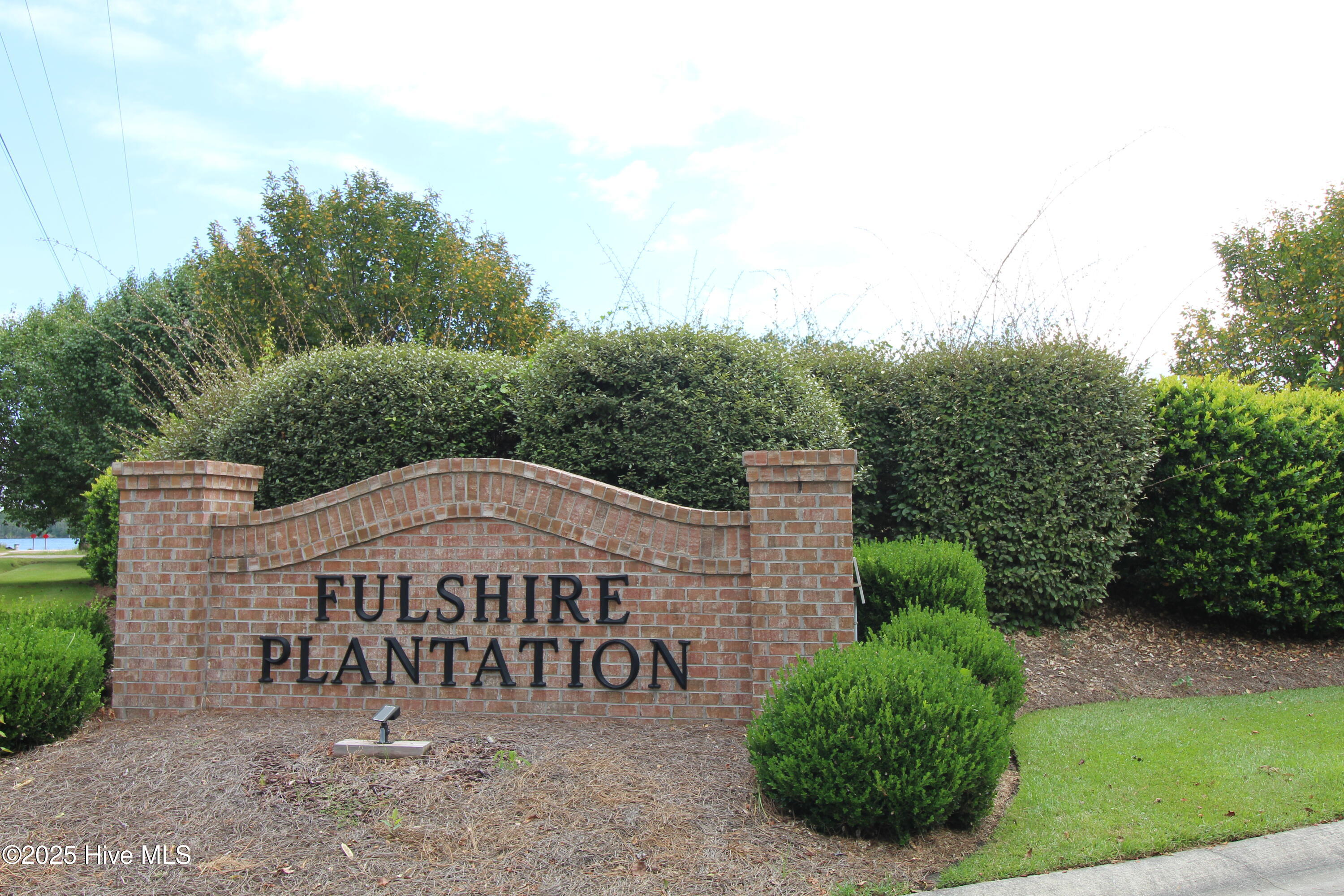 111 Waterway Road Havelock, NC 28532 - Photo 20 of 21 Beautiful Entryway to community
