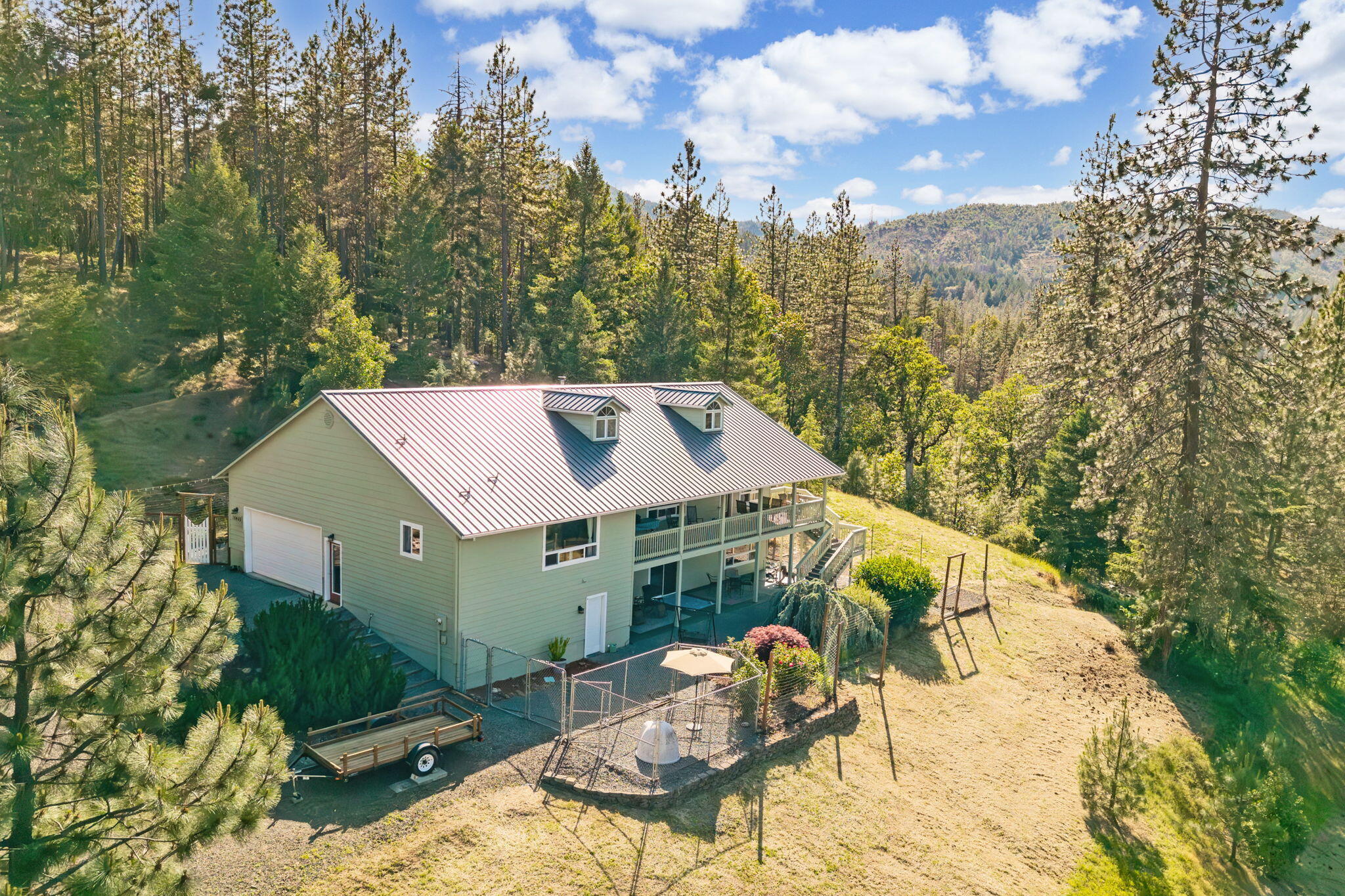 16445 Meadows Road White City, OR 97503 - Photo 2 of 42 ApxMR (1A)