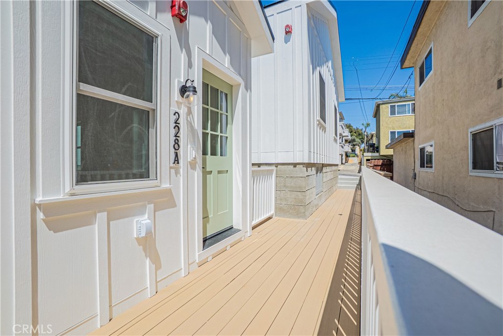 228 A Arena Street El Segundo, CA 90245 - Photo 3 of 21