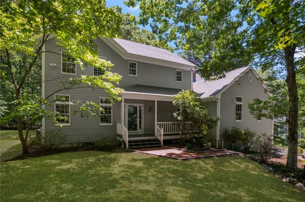 $1,199,000 | 4 Stone Carry Way, East Greenwich, RI 02818