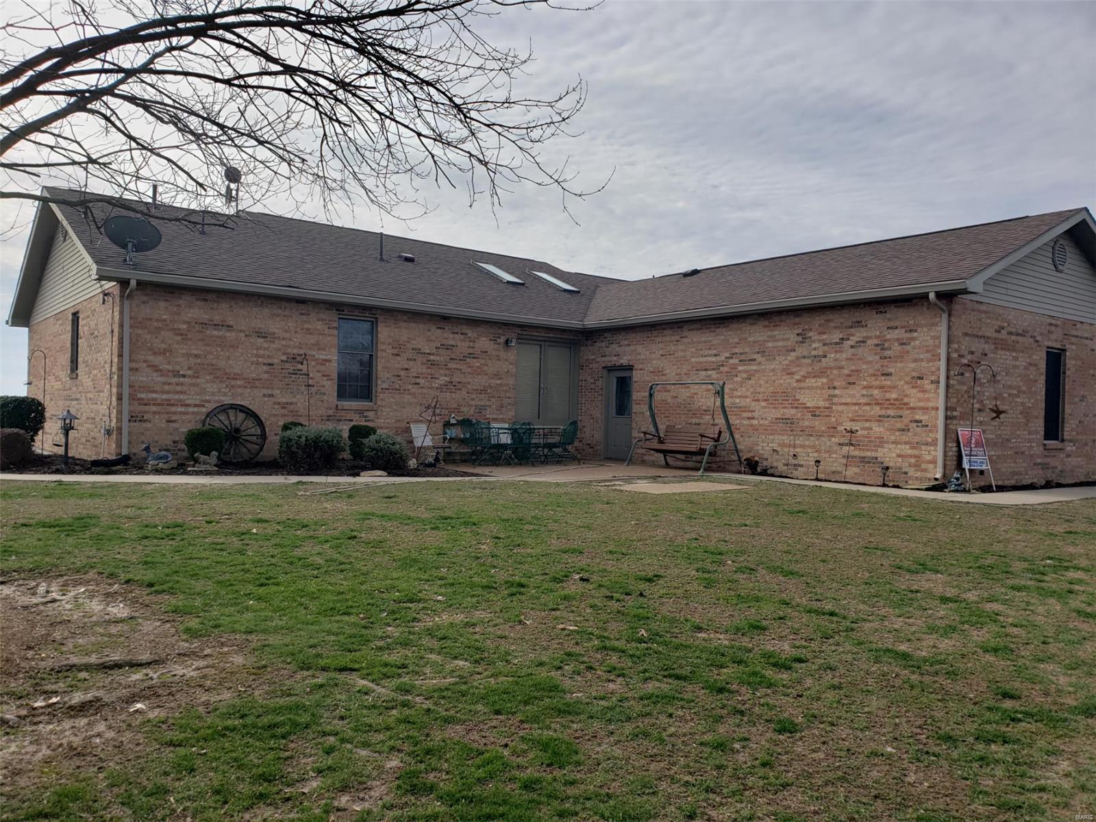 350 George Bluff Loop Belknap, IL 62908 - Photo 2 of 34 Gallery Image 2