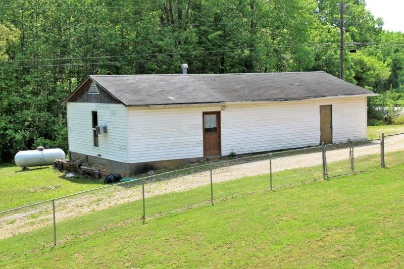 23 Little Work Acres Road Glasgow, KY 42141 - Photo 21 of 22 Gallery Image 21