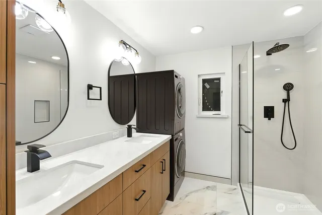 $1,000,000 | 5150 South Creston Street, Seattle, WA 98178