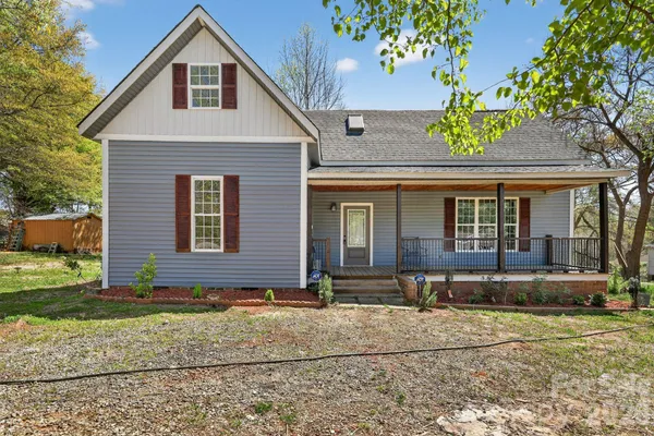 $327,900 | 344 North Main Street, Mooresboro, NC 28114