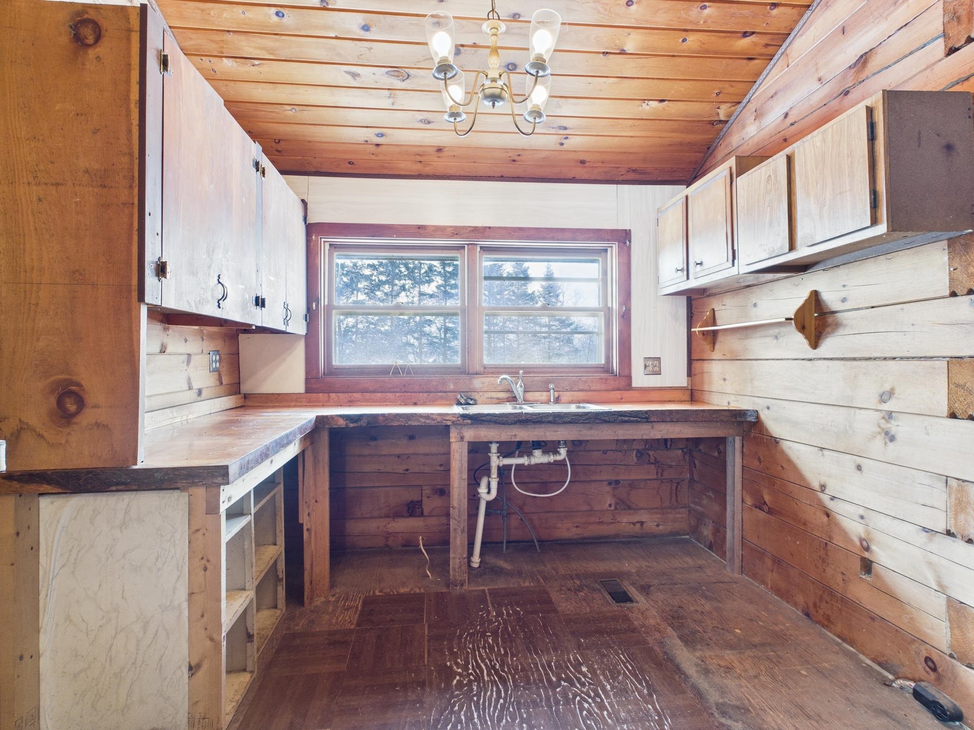 421 East Colebrook Road Colebrook, NH 03576 - Photo 5 of 35