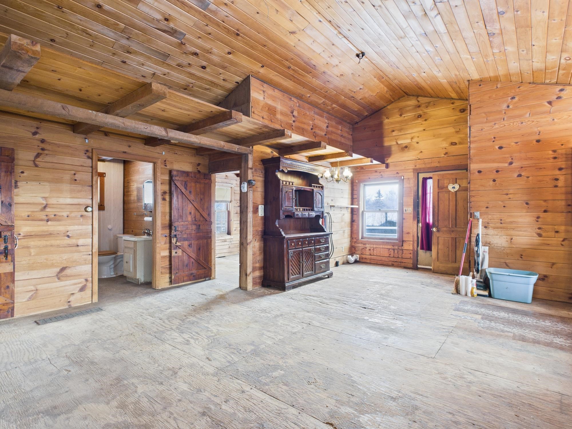 421 East Colebrook Road Colebrook, NH 03576 - Photo 6 of 35